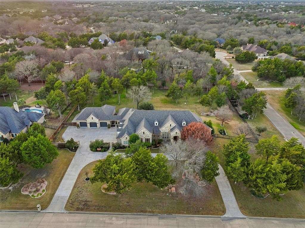 2 Acres of Residential Land with Home for Sale in Midlothian, Texas