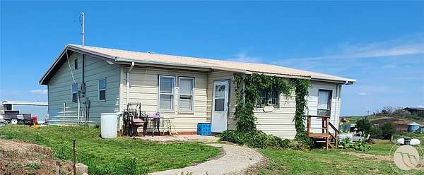 2 Acres of Residential Land with Home for Sale in Jordan, Montana