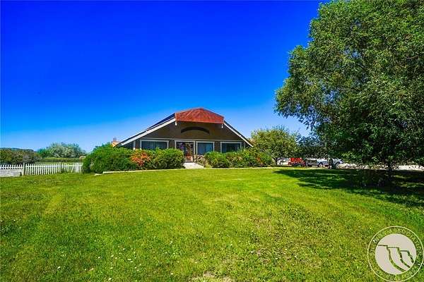 4 Acres of Residential Land with Home for Sale in Bridger, Montana