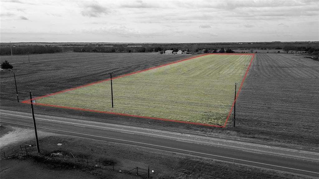 6.3 Acres of Land for Sale in Ennis, Texas