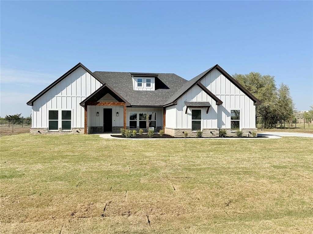 1.78 Acres of Land with Home for Sale in Weatherford, Texas