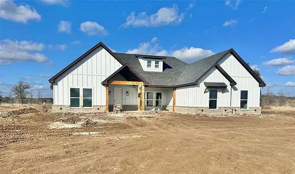 1.78 Acres of Residential Land with Home for Sale in Weatherford, Texas