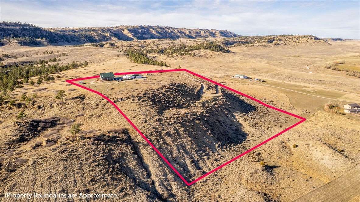 10 Acres of Residential Land with Home for Sale in Fromberg, Montana