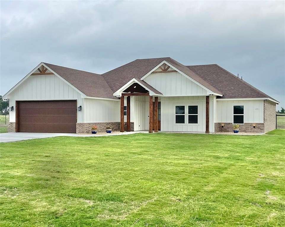 1.82 Acres of Land with Home for Sale in Weatherford, Texas
