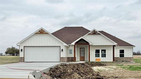 1.82 Acres of Land with Home for Sale in Weatherford, Texas