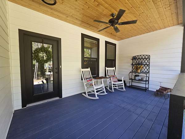 5.2 Acres of Residential Land with Home for Sale in Westmoreland, Tennessee