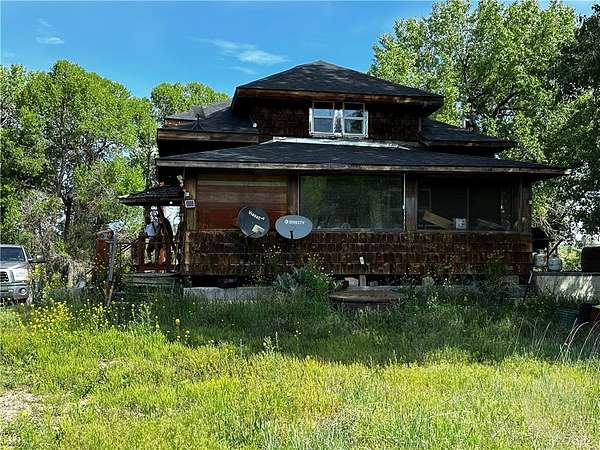16.2 Acres of Land with Home for Sale in Ryegate, Montana