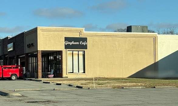 13.6 Acres of Improved Commercial Land for Lease in Clarksville, Tennessee