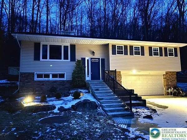 2 Acres of Residential Land with Home for Lease in Upper Milford Township, Pennsylvania