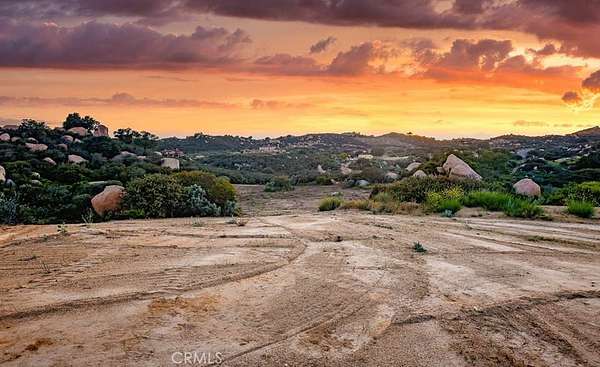 20 Acres of Land for Sale in Murrieta, California