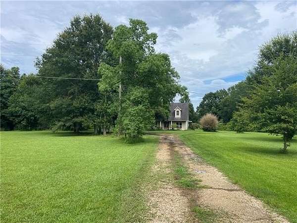 4 Acres of Residential Land with Home for Sale in Covington, Louisiana