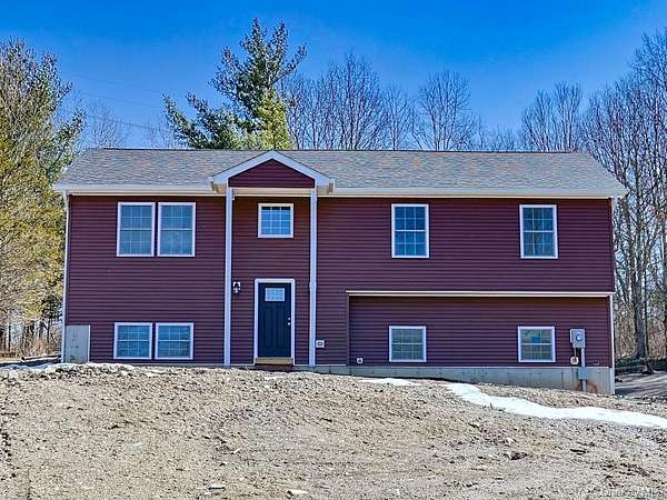 2.6 Acres of Land with Home for Sale in Campbell Hall, New York