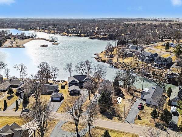 Land for Sale in Lake Holiday, Illinois