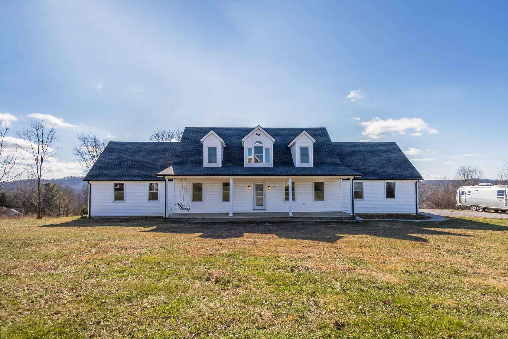 2.23 Acres of Residential Land with Home for Sale in Mount Vernon, Kentucky