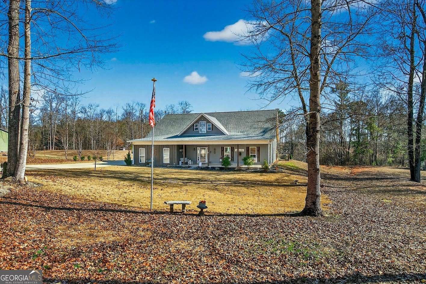 1.5 Acres of Land with Home for Sale in Roanoke, Alabama