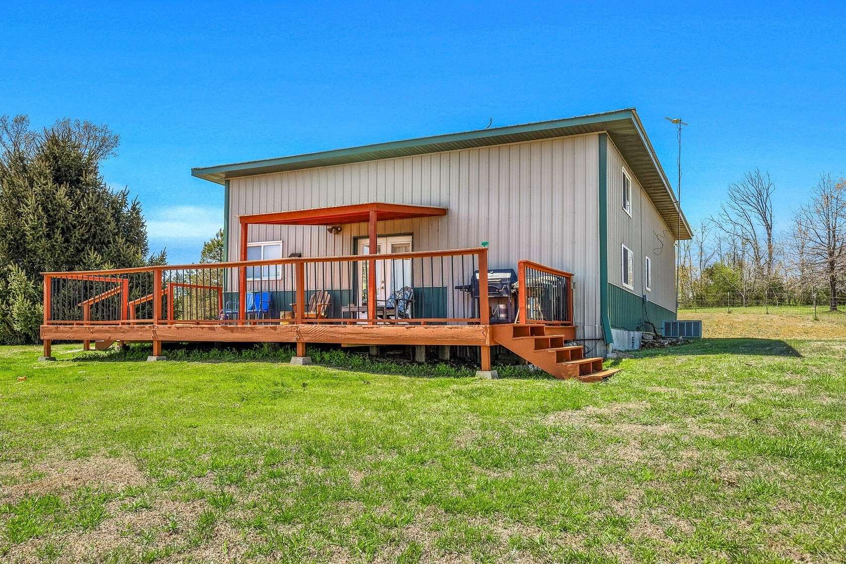 8.46 Acres of Residential Land with Home for Sale in Mountain Grove, Missouri