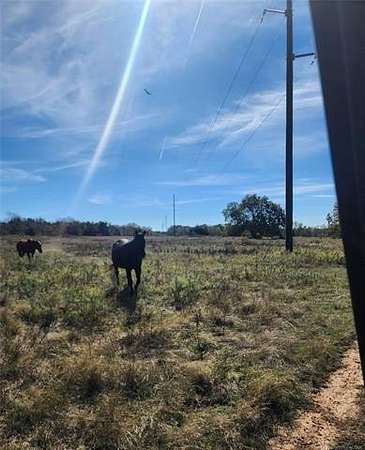 15 Acres of Land for Sale in Marietta, Oklahoma