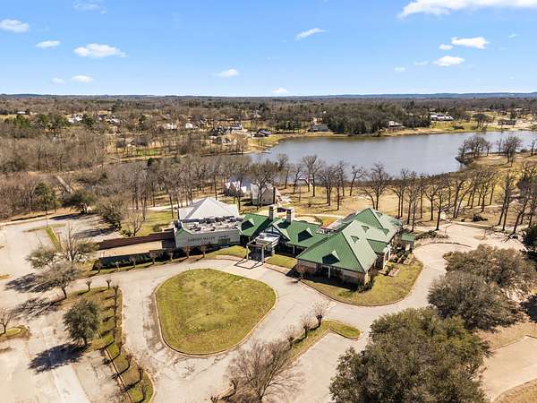 452 Acres of Land for Sale in Lindale, Texas