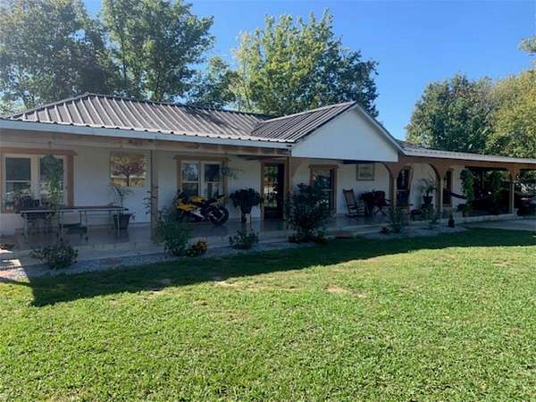 9 Acres of Land with Home for Sale in Lincoln, Arkansas