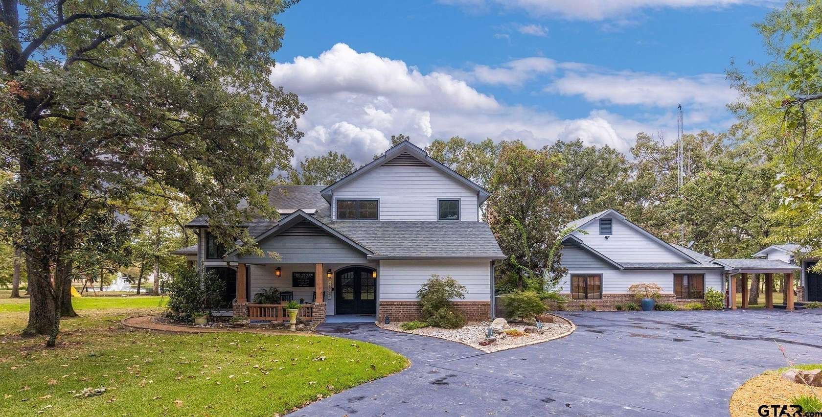 5.77 Acres of Residential Land with Home for Sale in Emory, Texas