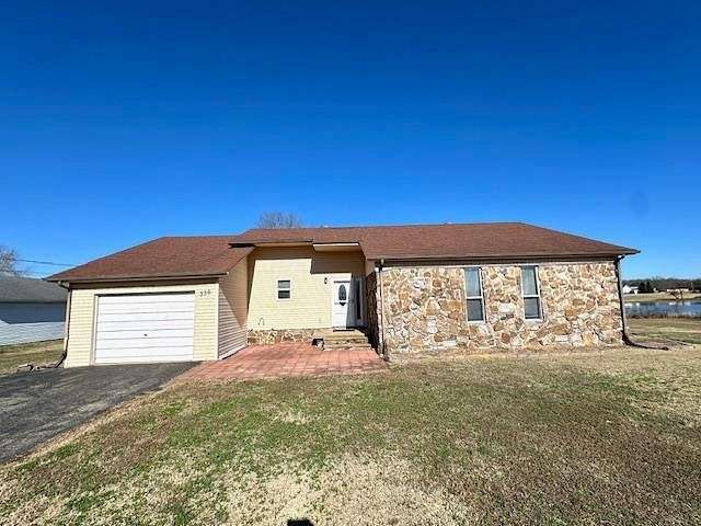 1.53 Acres of Residential Land with Home for Sale in Savannah, Tennessee