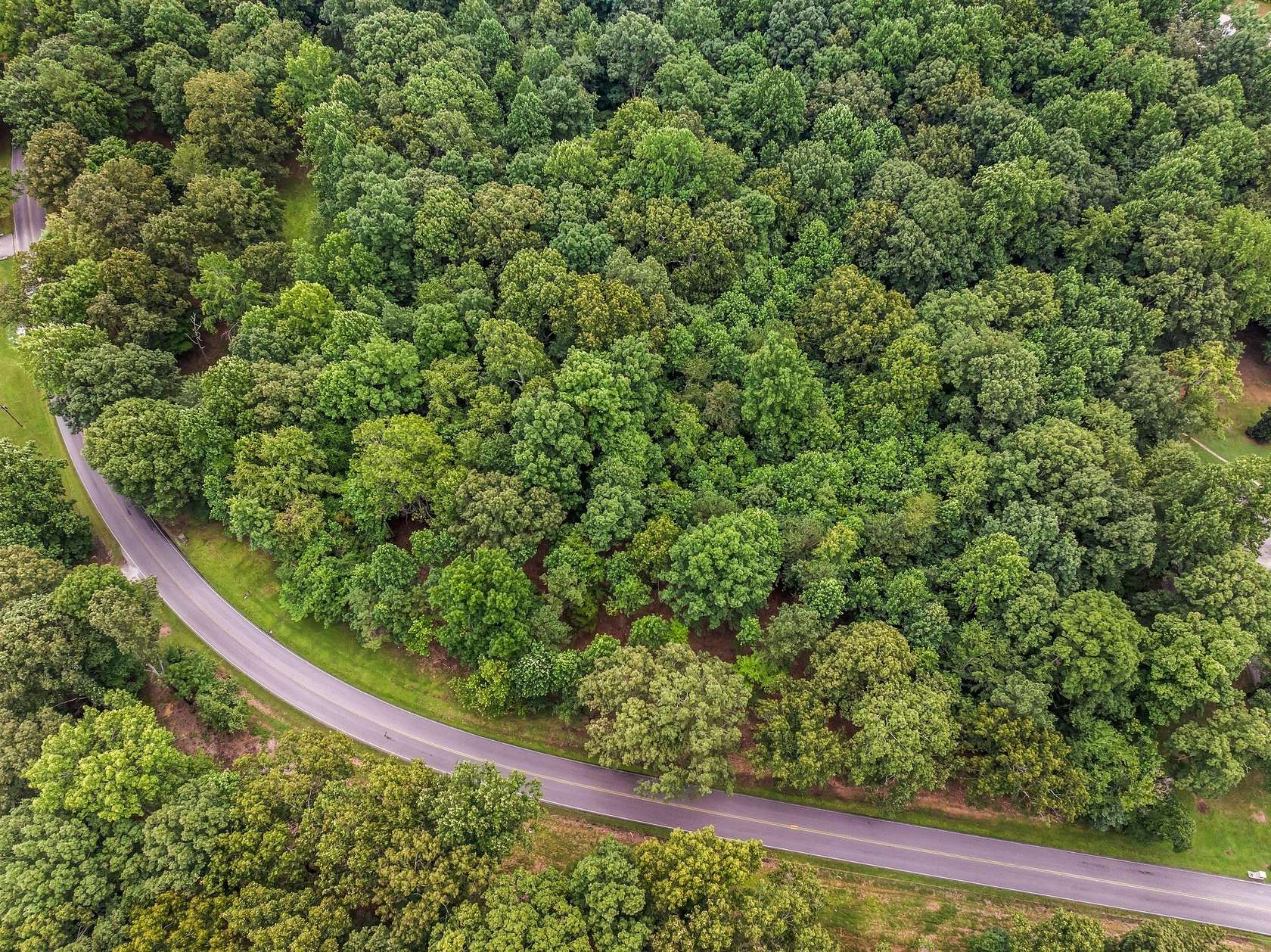 2.3 Acres of Residential Land for Sale in Burns, Tennessee