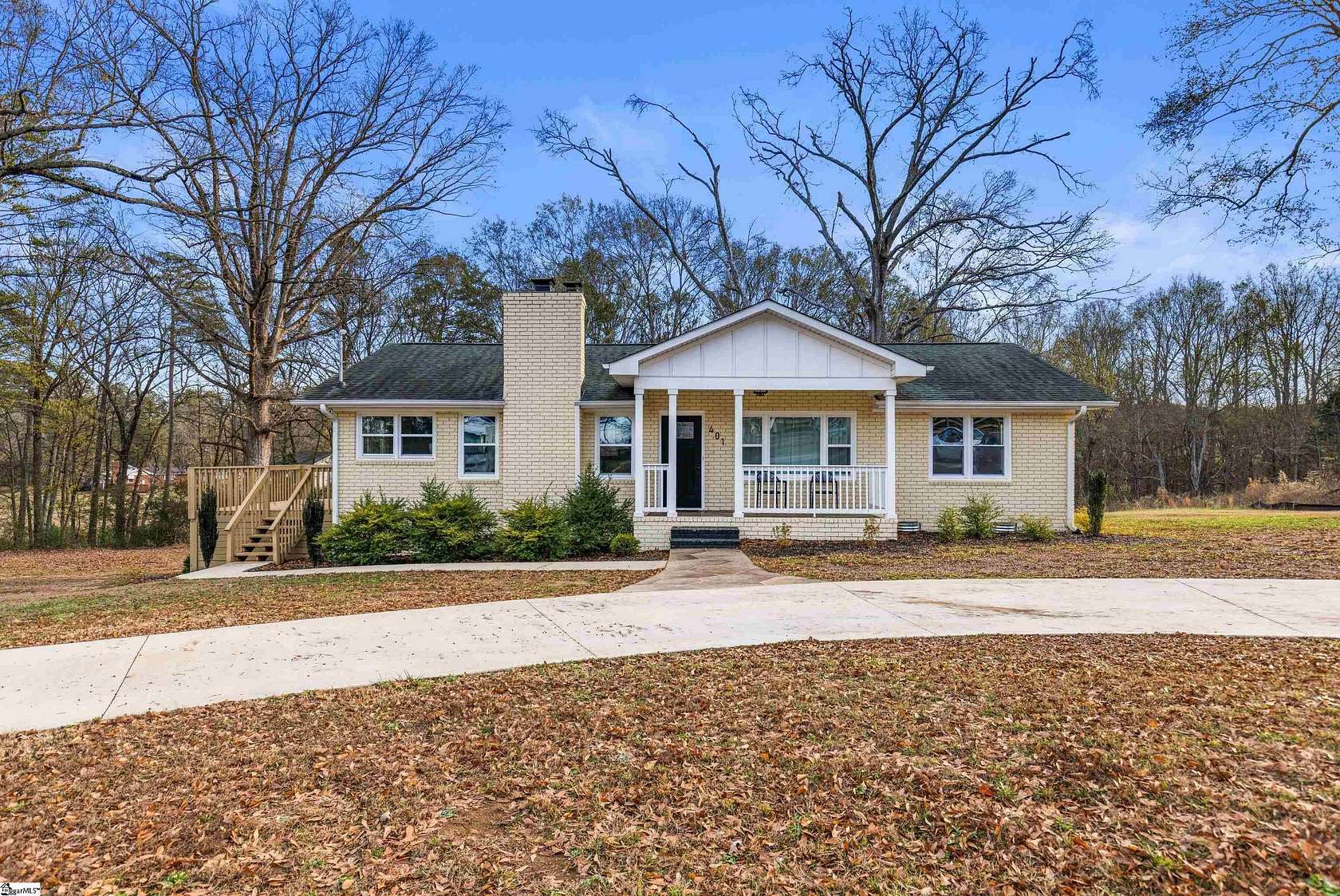 1.56 Acres of Residential Land with Home for Sale in Piedmont, South Carolina