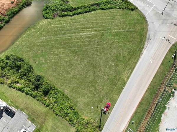 1.6 Acres of Commercial Land for Sale in Huntsville, Alabama