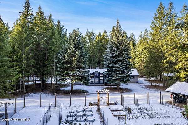 5 Acres of Residential Land with Home for Sale in Rathdrum, Idaho