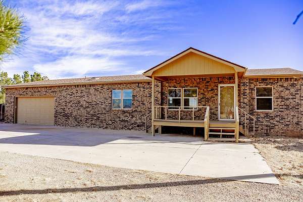 2.16 Acres of Residential Land with Home for Sale in Shallowater, Texas