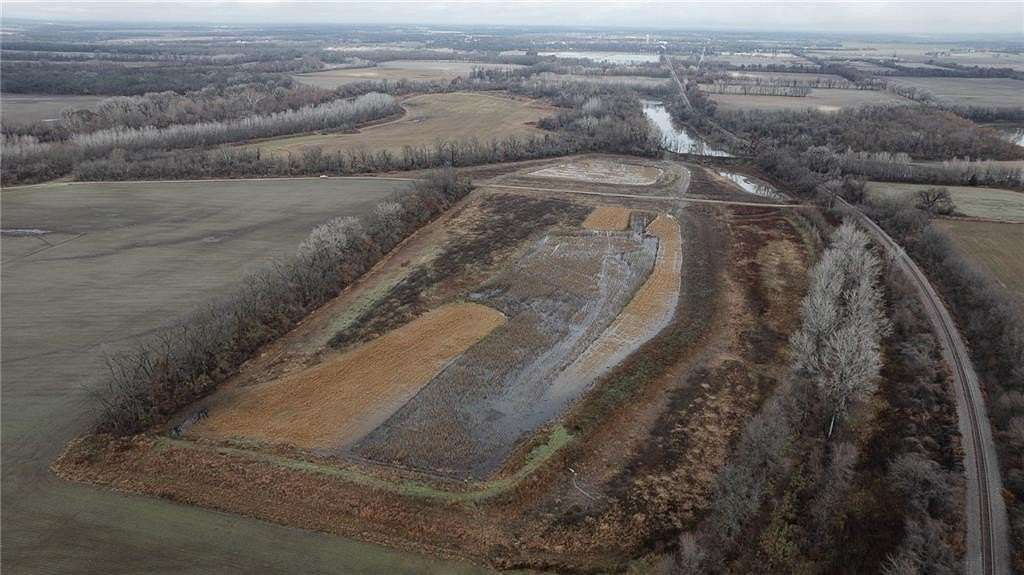 88.5 Acres of Land for Sale in Erie, Kansas