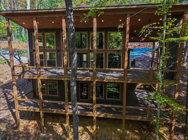 2.27 Acres of Residential Land with Home for Sale in Blue Ridge, Georgia