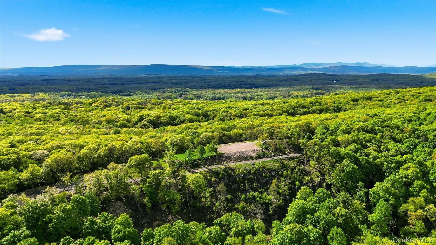 18.7 Acres of Land for Sale in Marlboro, New York