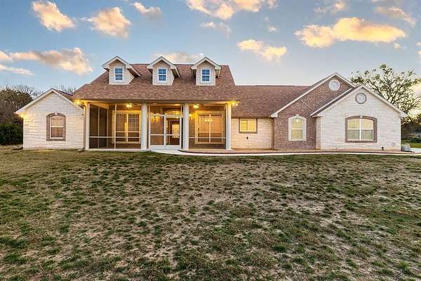 2.1 Acres of Land with Home for Sale in Kempner, Texas