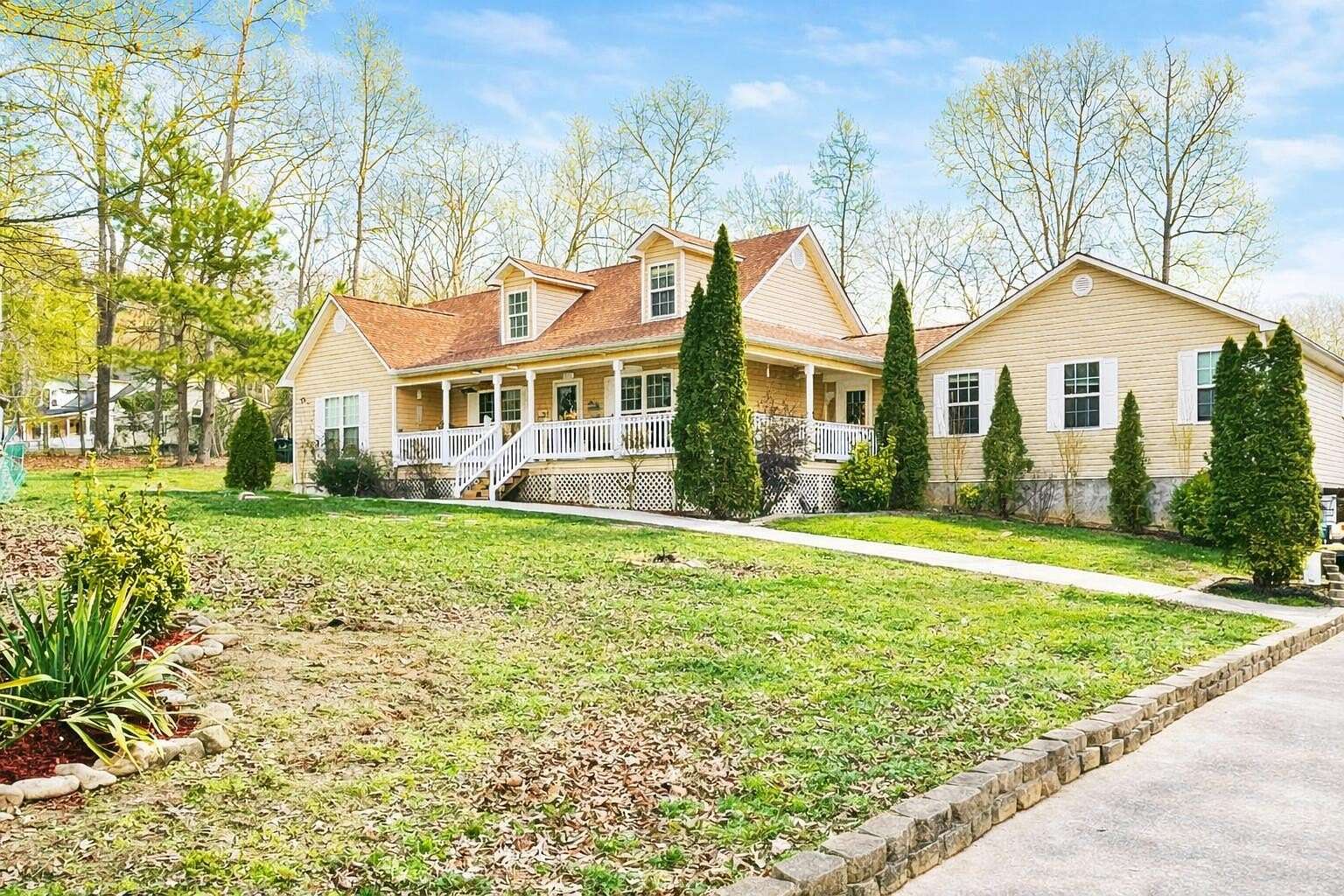 5.2 Acres of Land with Home for Sale in Birchwood, Tennessee
