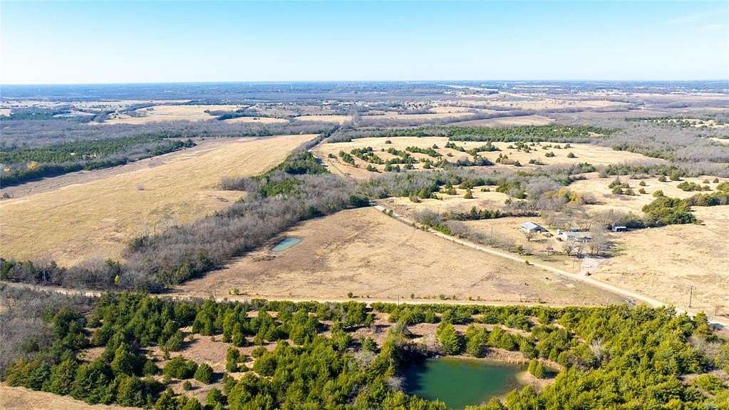 1.64 Acres of Residential Land for Sale in Dodd City, Texas