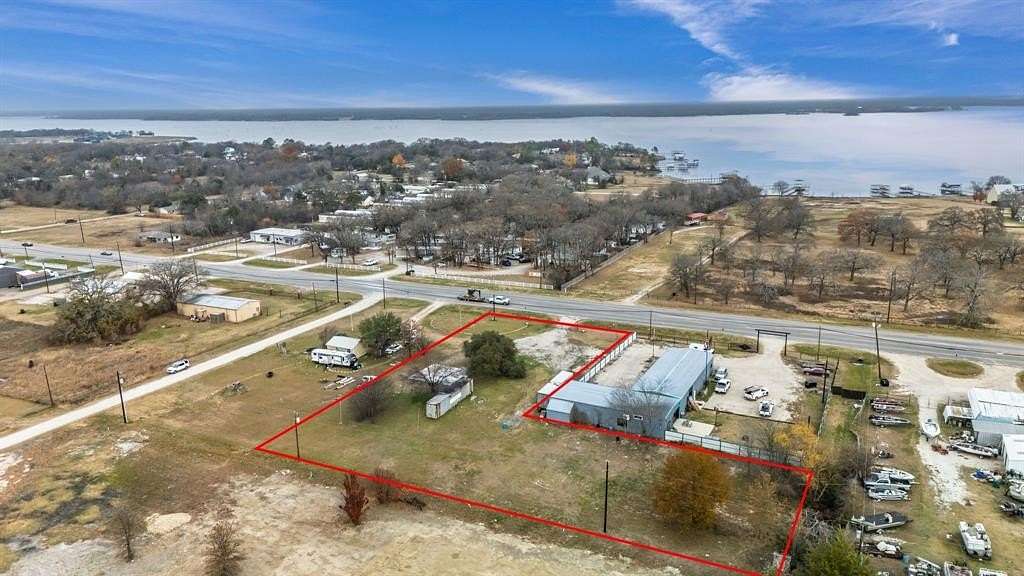 1.22 Acres of Mixed-Use Land for Sale in West Tawakoni, Texas