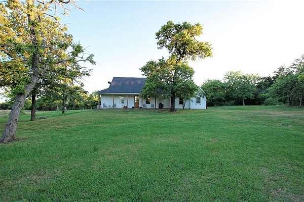 2 Acres of Residential Land with Home for Sale in Lexington, Texas