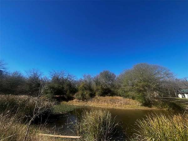 1 Acre of Residential Land for Sale in Groesbeck, Texas