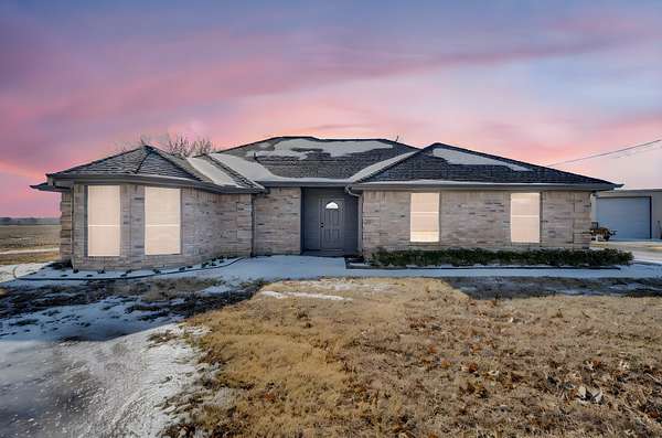 4.85 Acres of Land with Home for Sale in Waxahachie, Texas