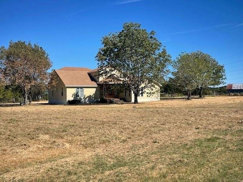 2.12 Acres of Residential Land with Home for Sale in Wills Point, Texas