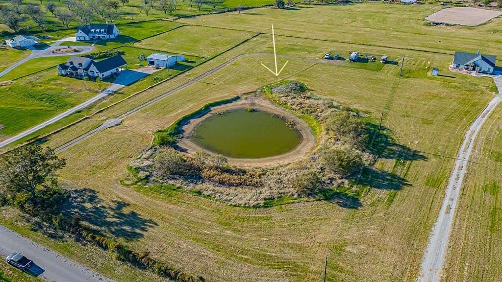 4.7 Acres of Land for Sale in Tolar, Texas