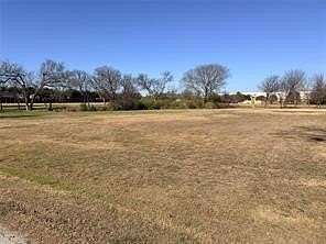 0.98 Acres of Residential Land for Sale in DeSoto, Texas