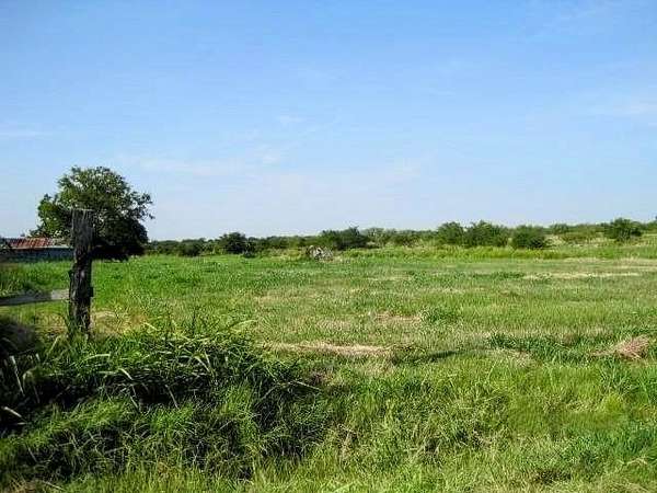 43.3 Acres of Improved Agricultural Land for Sale in Whitesboro, Texas