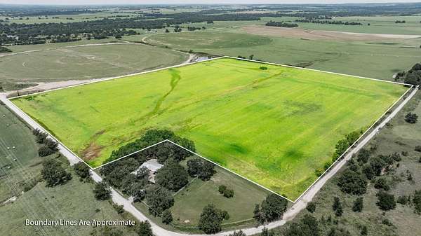 33 Acres of Recreational Land for Sale in De Leon, Texas