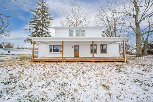 2.22 Acres of Residential Land with Home for Sale in Pendleton, Indiana