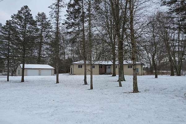 5 Acres of Land with Home for Sale in Johnstown, Ohio