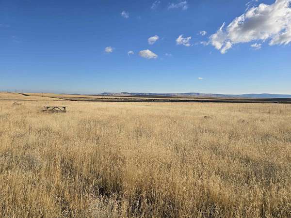 23.3 Acres of Agricultural Land for Sale in Prosser, Washington