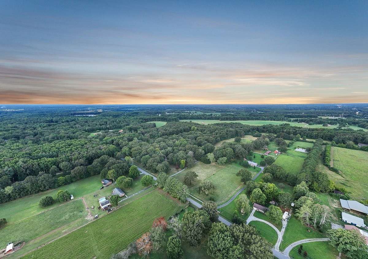 11 Acres of Recreational Land for Sale in Tullahoma, Tennessee