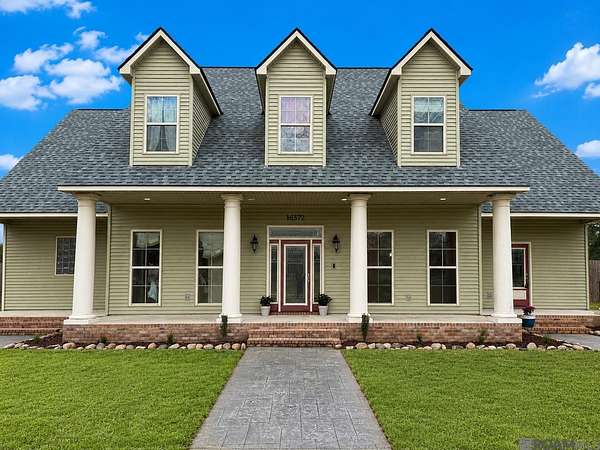 2 Acres of Land with Home for Sale in Prairieville, Louisiana
